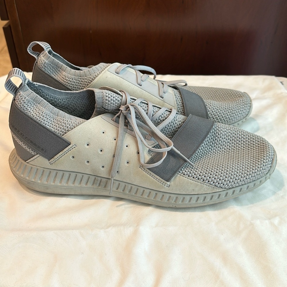 Gray under Armour athletic shoes
